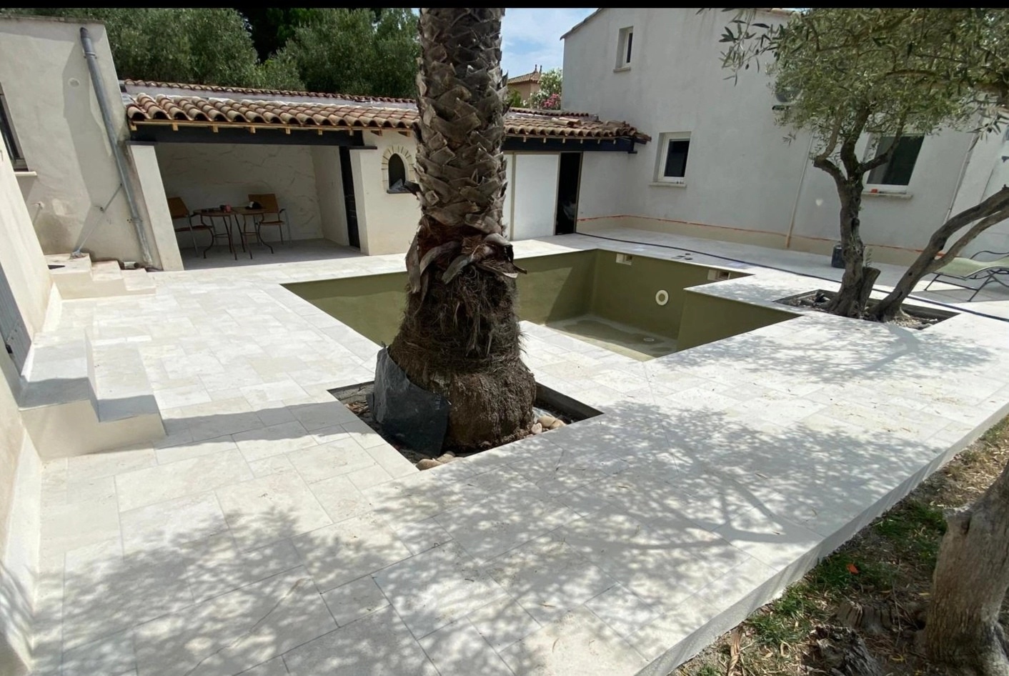 Dallage aménagement extérieur Aigues Mortes 1